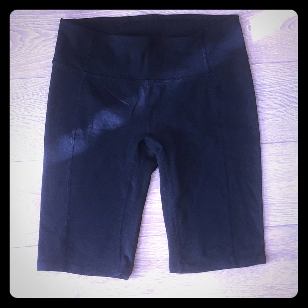 Gap - black biker shorts